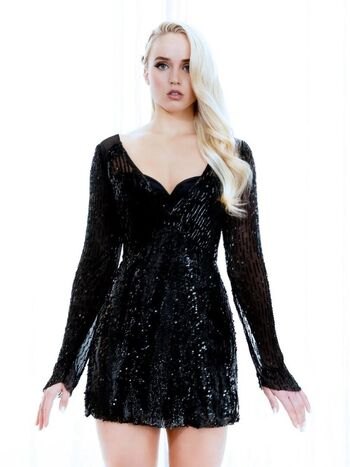 Hailey van lith page leaked private photo uncensored HD quality