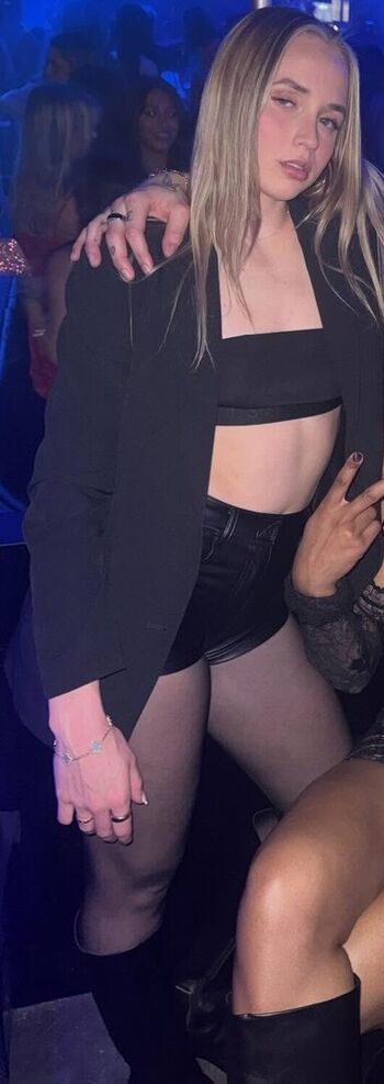 Hailey van lith page leaked private photo uncensored HD quality