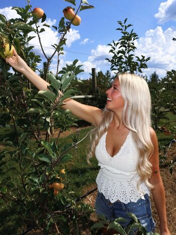 Hailey welch leaked private photo uncensored HD quality