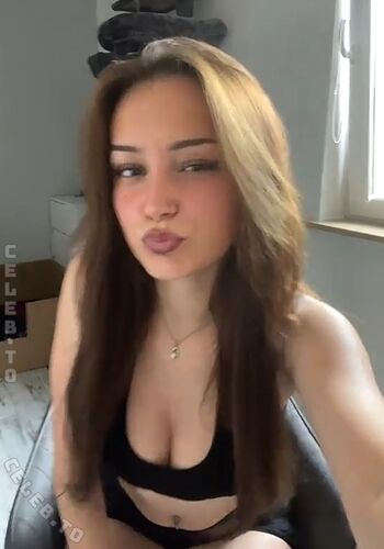 Hannahluisienne page leaked private photo uncensored HD quality