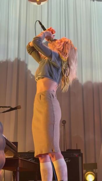 Hayley williams page leaked private photo uncensored HD quality