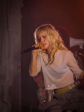 Hayley williams page leaked private photo uncensored HD quality