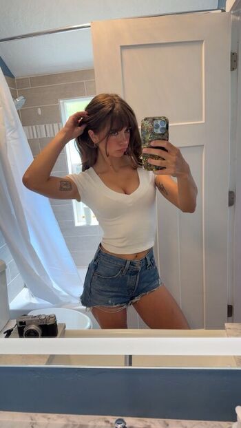 Haylujan  page leaked private photo uncensored HD quality