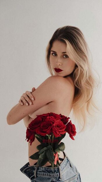 Heidy pino  page leaked private photo uncensored HD quality