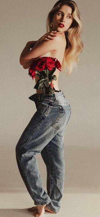 Heidy pino  page leaked private photo uncensored HD quality