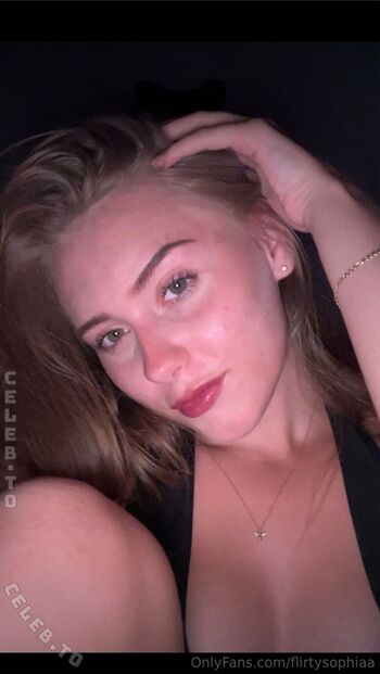 Heiligejulia leaked private photo uncensored HD quality