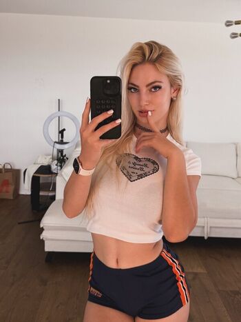 Helenakingsoul  page leaked private photo uncensored HD quality
