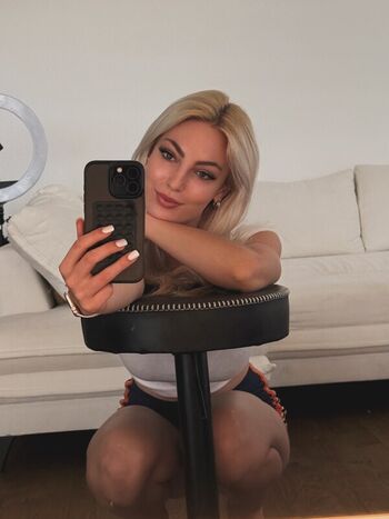 Helenakingsoul  page leaked private photo uncensored HD quality