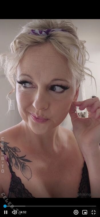 Hiking mylf leaked private photo uncensored HD quality