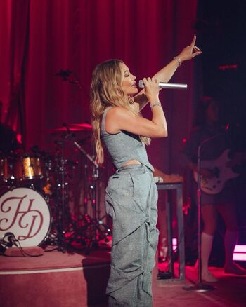 Hilary duff page leaked private photo uncensored HD quality