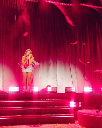 Hilary duff page leaked private photo uncensored HD quality