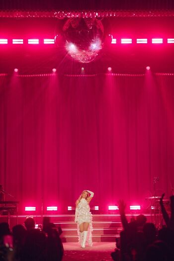 Hilary duff page leaked private photo uncensored HD quality