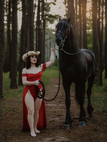 Hillary la calentana leaked private photo uncensored HD quality