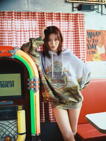 Hirai momo page leaked private photo uncensored HD quality