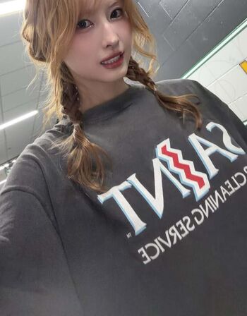 Hirai momo page leaked private photo uncensored HD quality