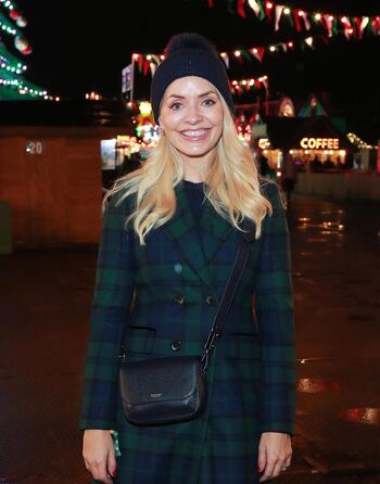 Holly willoughby page leaked private photo uncensored HD quality