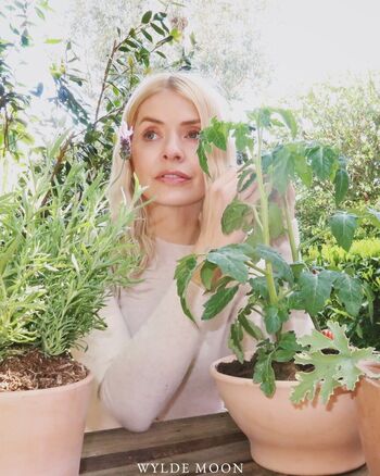 Holly willoughby page leaked private photo uncensored HD quality