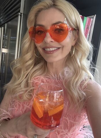 Holly willoughby page leaked private photo uncensored HD quality