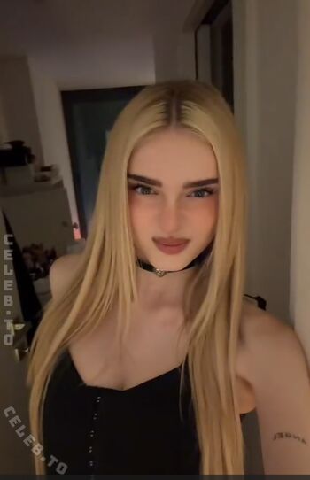 Honeypuu  page leaked private photo uncensored HD quality
