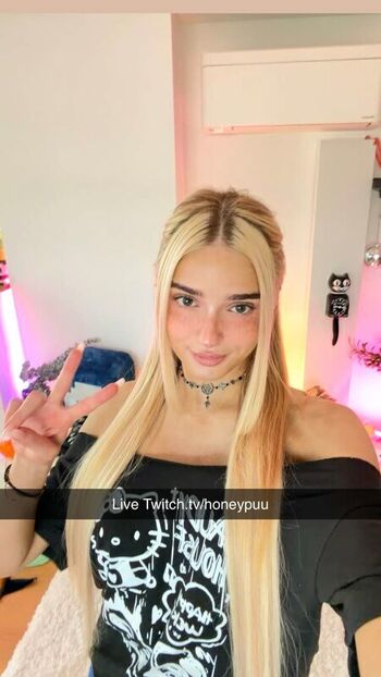 Honeypuu  page leaked private photo uncensored HD quality