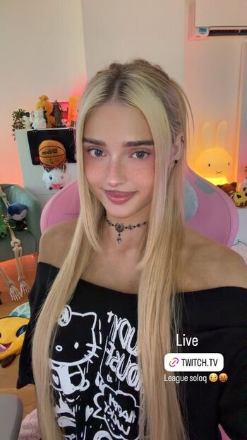 Honeypuu  page leaked private photo uncensored HD quality