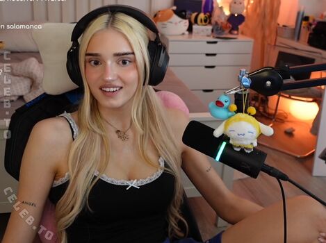 Honeypuu  page leaked private photo uncensored HD quality
