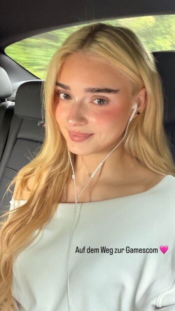 Honeypuu leaked private photo uncensored HD quality