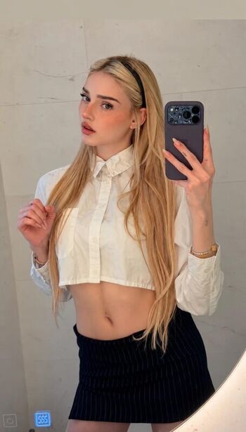Honeypuu leaked private photo uncensored HD quality