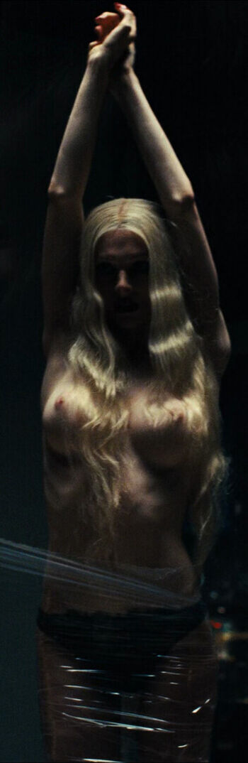 Hunter schafer page leaked private photo uncensored HD quality