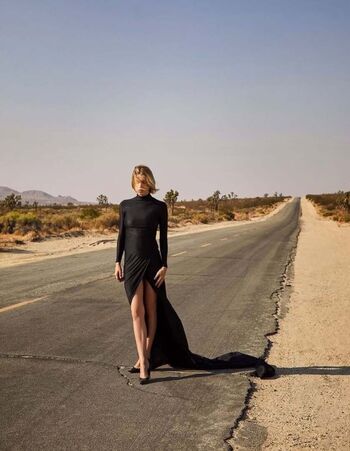 Hunter schafer leaked private photo uncensored HD quality