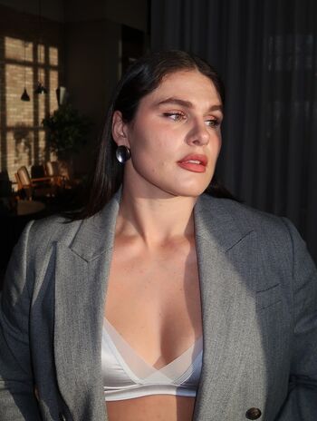 Ilona maher page leaked private photo uncensored HD quality