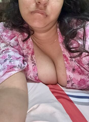 Indian naughty stuff page leaked private photo uncensored HD quality