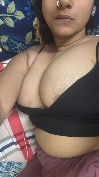 Indian naughty stuff page leaked private photo uncensored HD quality