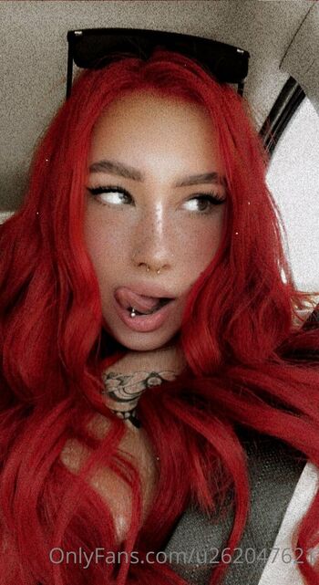 Inkedlauraa leaked private photo uncensored HD quality