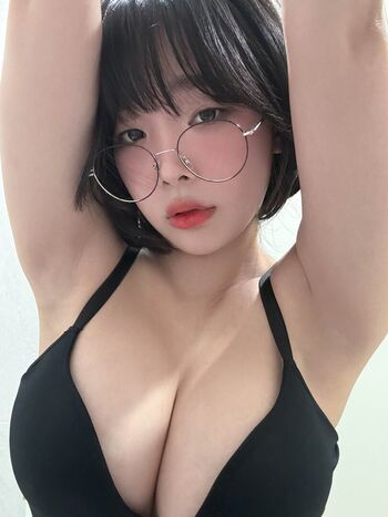 Inkyung  page leaked private photo uncensored HD quality