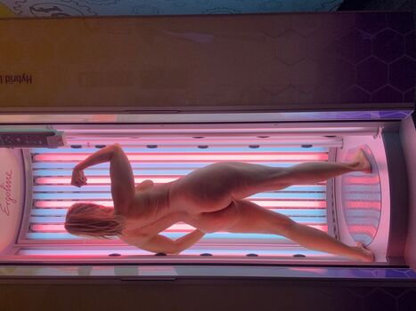 Intrigued wife leaked private photo uncensored HD quality