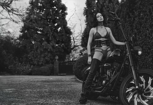 Irina shayk  page leaked private photo uncensored HD quality