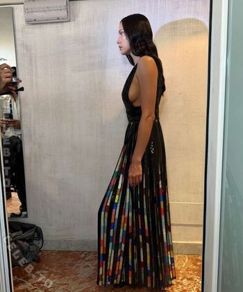 Irina shayk  page leaked private photo uncensored HD quality