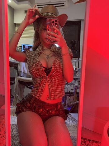 Irissiri leaked private photo uncensored HD quality