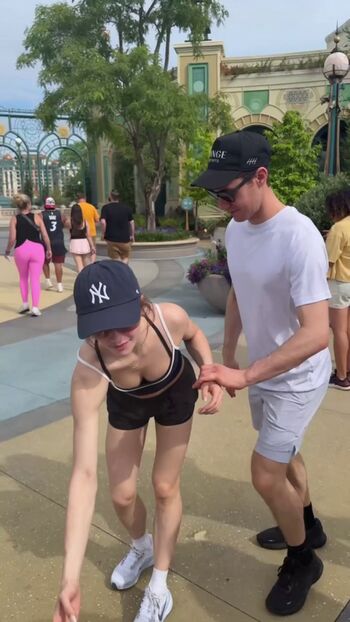 Isabeau levito leaked private photo uncensored HD quality