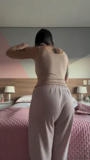 Isabella lacerda page leaked private photo uncensored HD quality