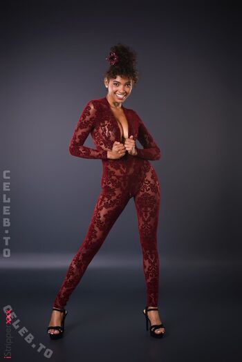 Istripper  page leaked private photo uncensored HD quality