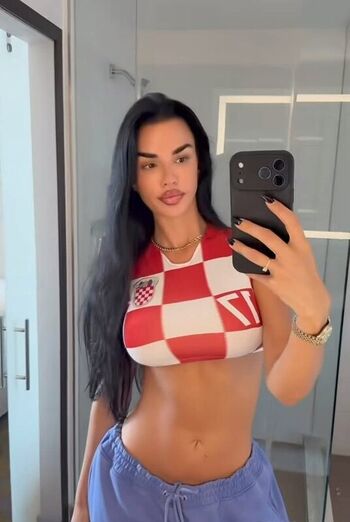 Ivana knoll page leaked private photo uncensored HD quality