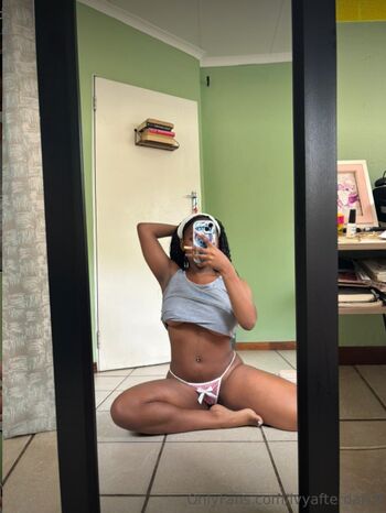 Ivyafterdark page leaked private photo uncensored HD quality