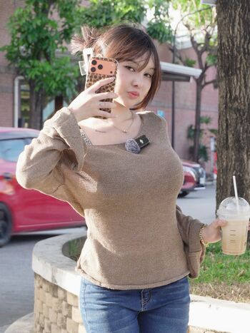 Ivyyvon page leaked private photo uncensored HD quality