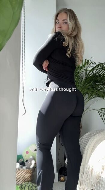 Izzy swin page leaked private photo uncensored HD quality