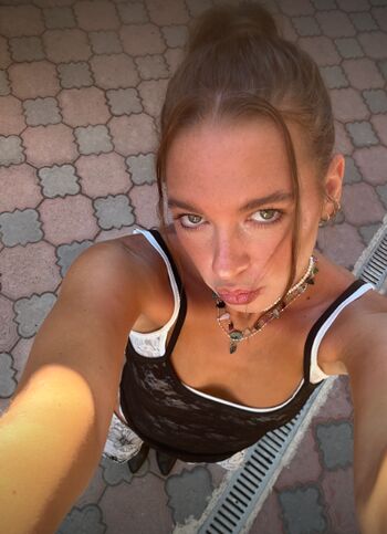 Izzyxoxo leaked private photo uncensored HD quality