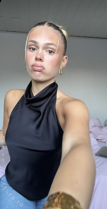 Jellefeline page leaked private photo uncensored HD quality