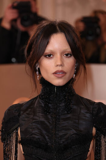 Jenna ortega  page leaked private photo uncensored HD quality