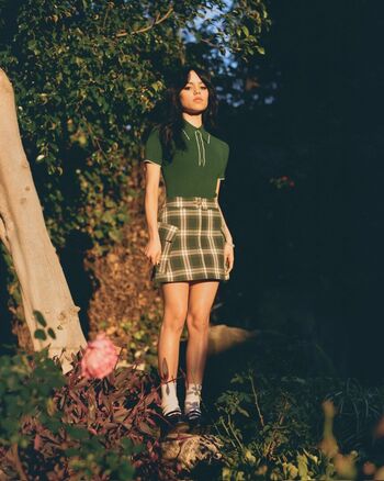 Jenna ortega  page leaked private photo uncensored HD quality